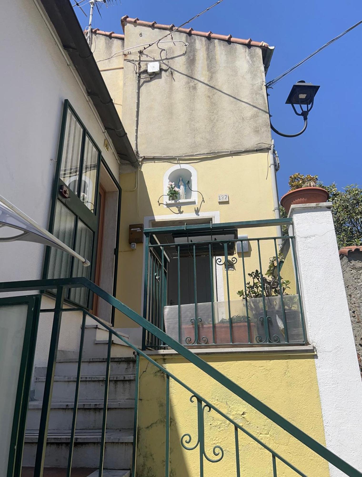 Casa Graziella Acomodação com café da manhã Celle Ligure Exterior foto