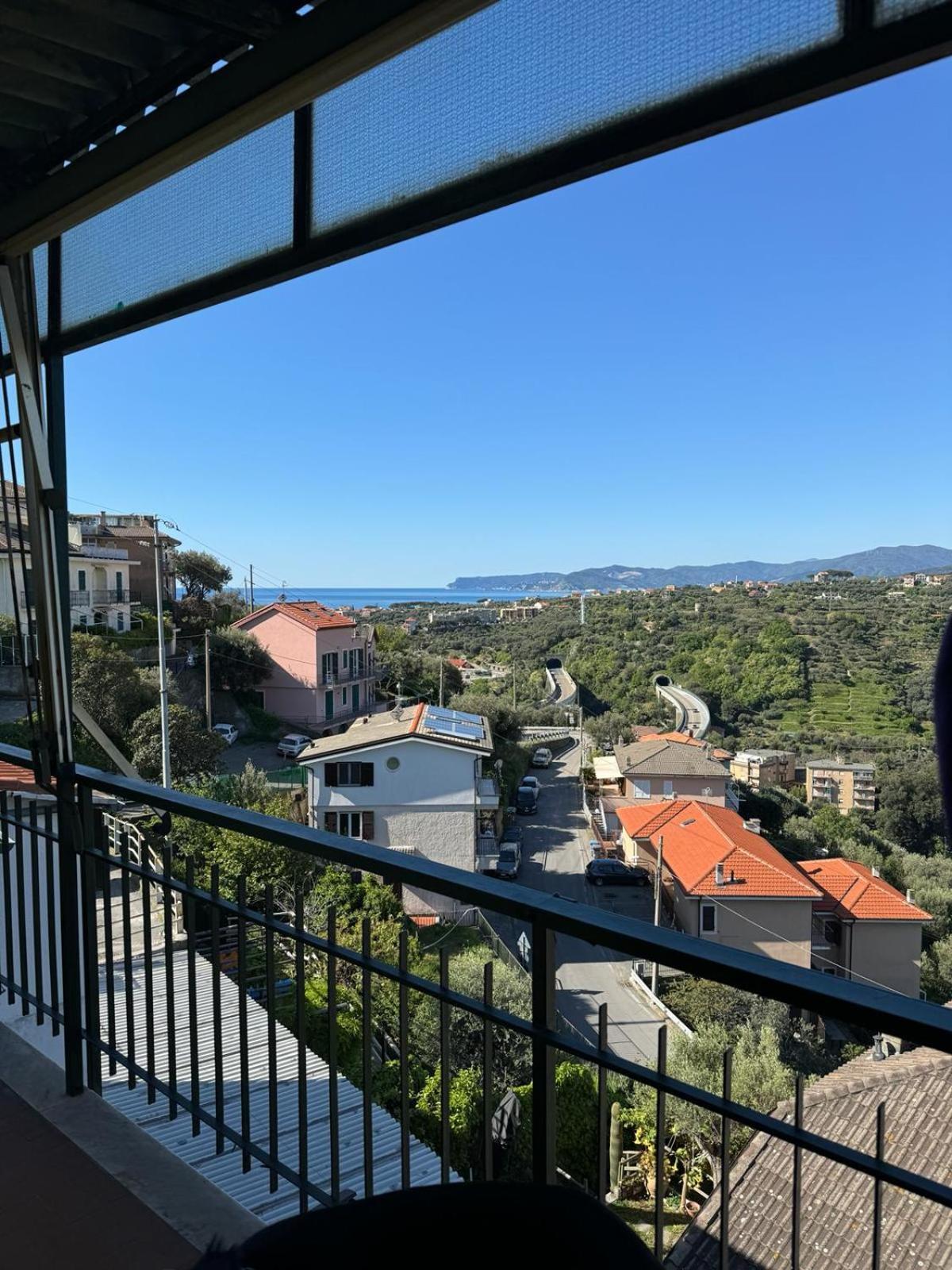 Casa Graziella Acomodação com café da manhã Celle Ligure Exterior foto